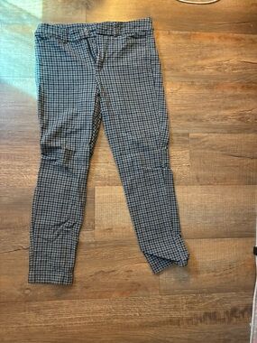 Old Navy Black & Grey Skinny Pixie Women's Trousers